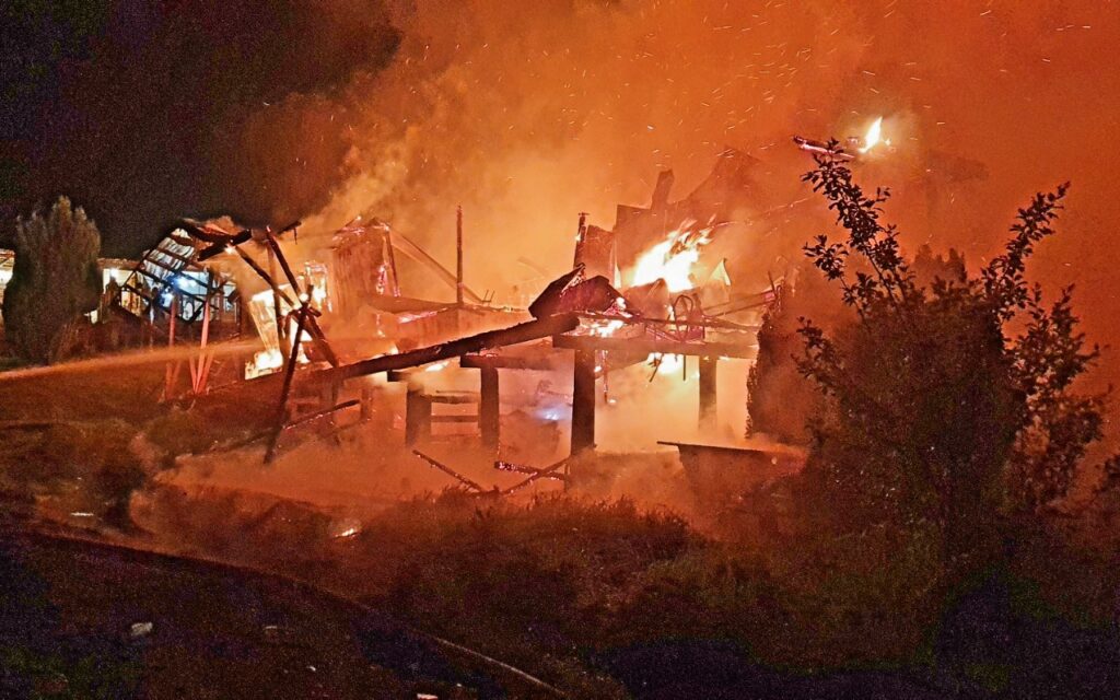 incendio-quellon-17-nov-1024x640.jpg