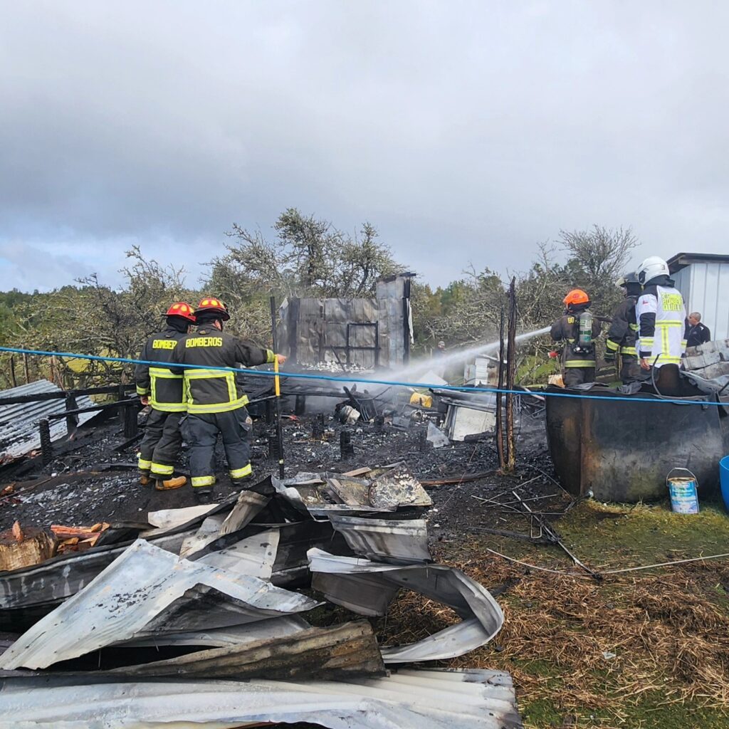 incendio-quellon-23-sept-1024x1024.jpg