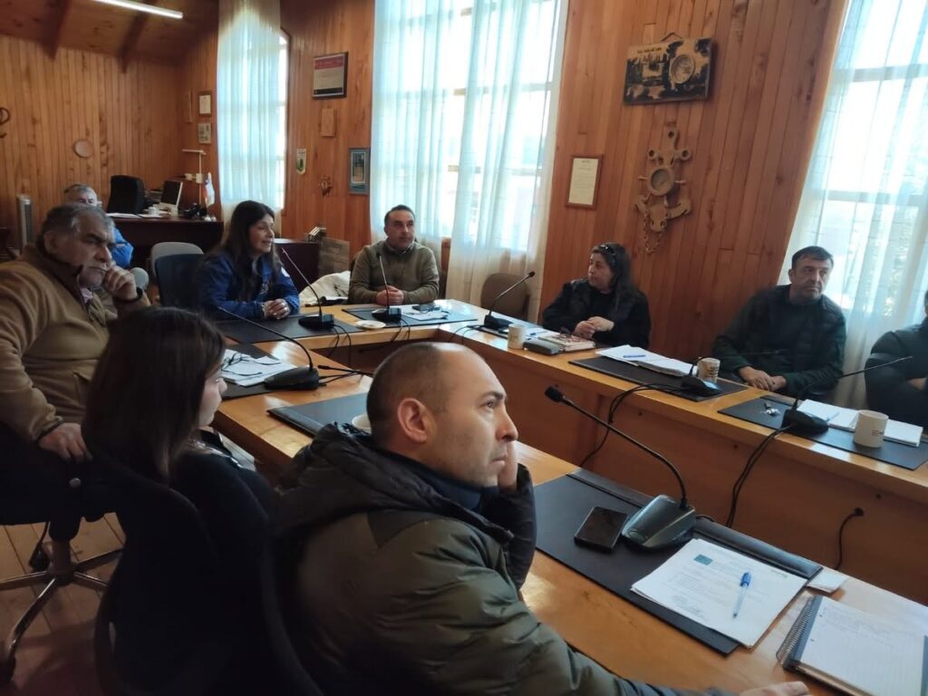Municipios de Chiloé comprometen respaldo a la Jornada por la Rehabilitación Municipios de Chiloé comprometen respaldo a la Jornada por la Rehabilitación